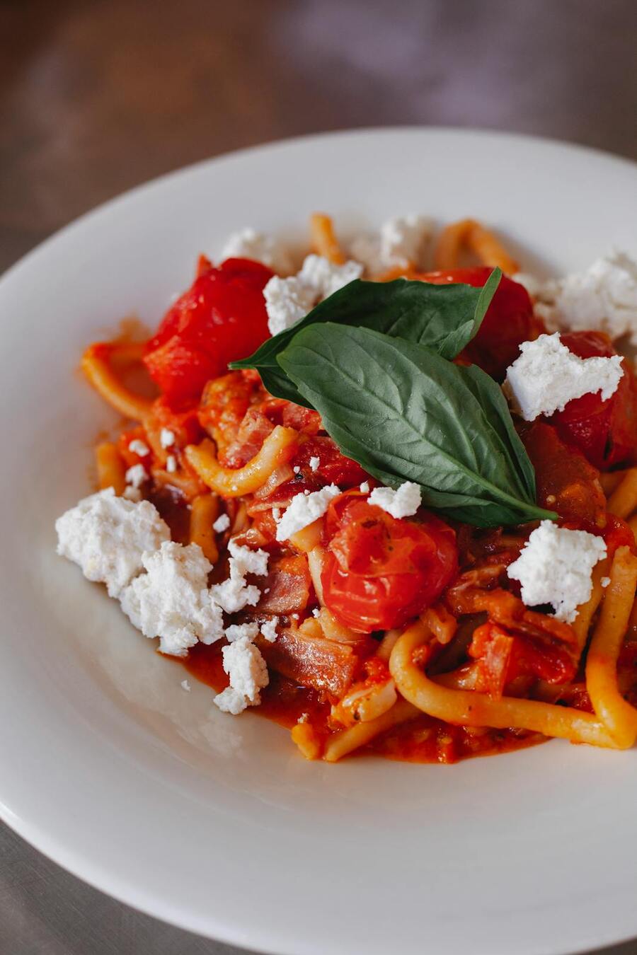 Pasta al pomodoro e ricotta cremosa
